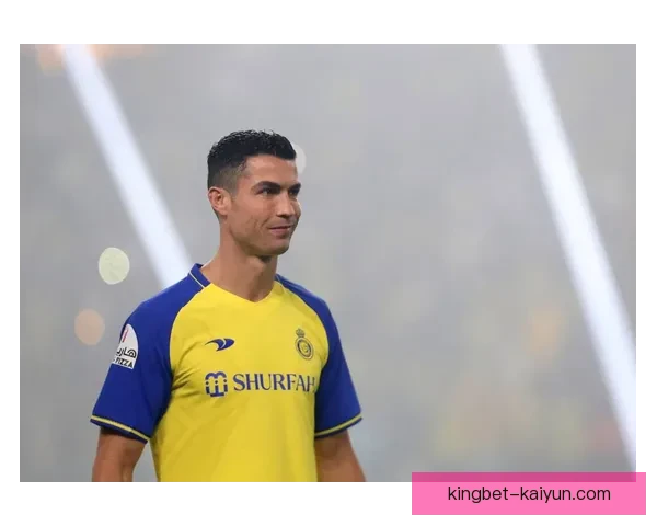 佛罗伦萨在新赛季的逼抢体系表现稳健，逐渐展现出强大的竞争力。