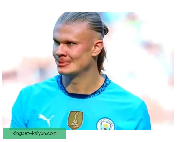 哈兰德父亲背景引发关注，探讨其对球员发展的潜在影响