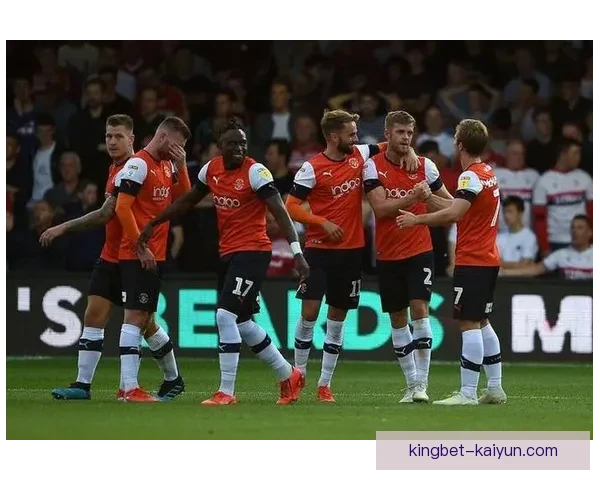 南安普顿边路进攻持续提升，团队配合愈发默契